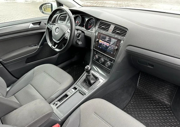 Volkswagen Golf cena 52900 przebieg: 179000, rok produkcji 2017 z Szczecin małe 121